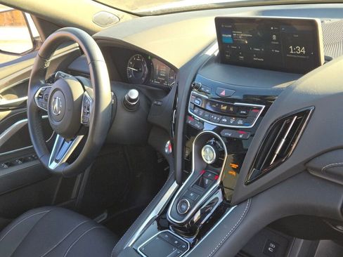 Certified 2025 Acura RDX SH-AWD image 8