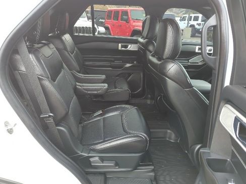 Used 2020 Ford Explorer ST w/ Premium Technology Package image 22