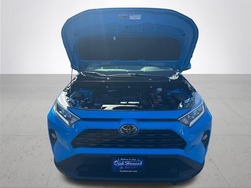 Used 2021 Toyota RAV4 XLE Premium AWD/4WD image 4