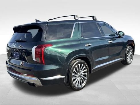 Used 2023 Hyundai Palisade Calligraphy image 5