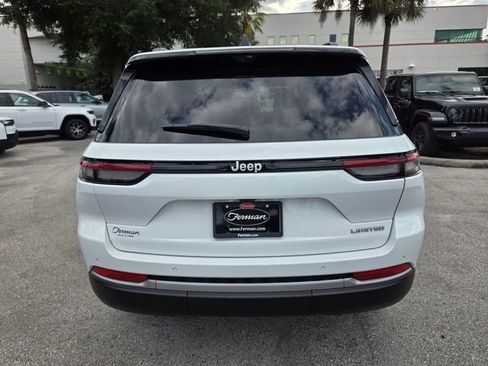 New 2026 Jeep Grand Cherokee Limited RWD image 11