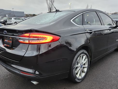 Used 2018 Ford Fusion Energi SE image 17