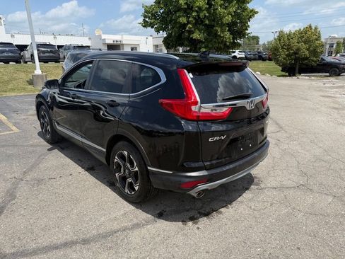 Used 2019 Honda CR-V Touring image 2