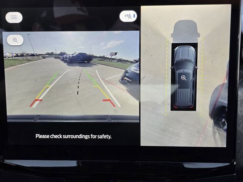 Used 2022 Ford Expedition Max Limited image 14