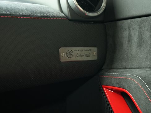 Used 2020 Lotus Evora image 24