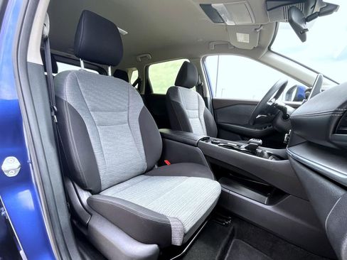 Certified 2023 Nissan Rogue SV image 16