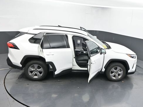 Used 2025 Toyota RAV4 XLE image 64