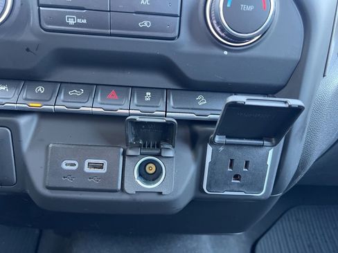 Used 2024 Chevrolet Silverado 1500 Custom Trail Boss image 22