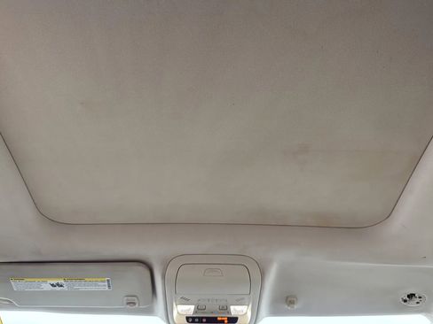 Used 2017 Cadillac XT5 Luxury w/ LPO, Wheel Lock Package image 30