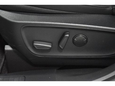 New 2025 Ford Escape SE image 24