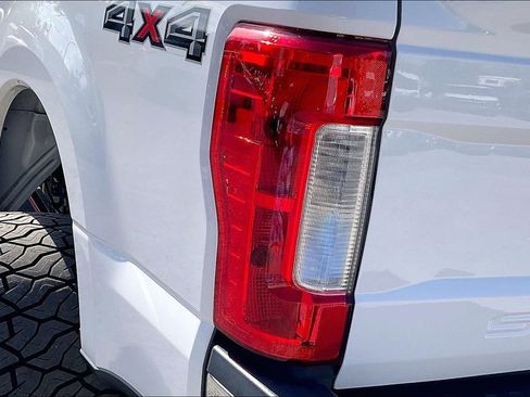 Used 2019 Ford F250 XL w/ STX Appearance Package image 22