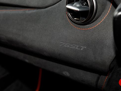 Used 2021 McLaren 765LT RWD image 71