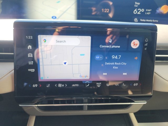 Certified 2024 Lincoln Nautilus Premier AWD/4WD image 35