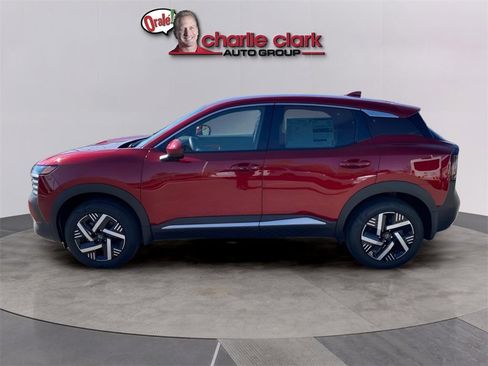 New 2026 Nissan Kicks SV image 3