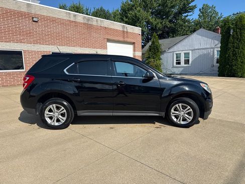 Used 2017 Chevrolet Equinox LS FWD image 4