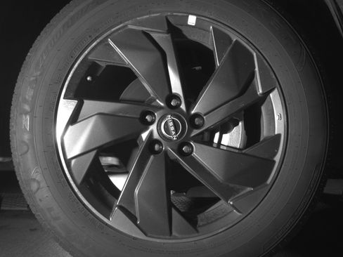 Used 2025 Nissan Rogue SV image 13
