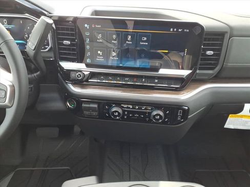 New 2026 Chevrolet Silverado 1500 LT w/ Safety Package RWD image 22