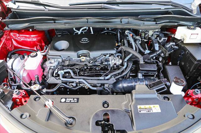 Certified 2023 Toyota Sienna XLE FWD image 25