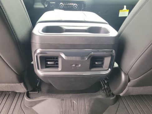 New 2026 GMC Sierra 1500 Elevation AWD/4WD image 11