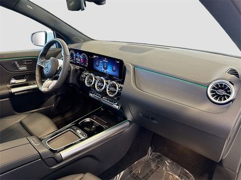 Certified 2025 Mercedes-Benz GLA 250 4MATIC image 30