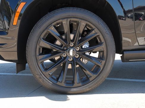 New 2026 Cadillac Escalade Platinum Sport w/ LPO, ONYX Package image 31