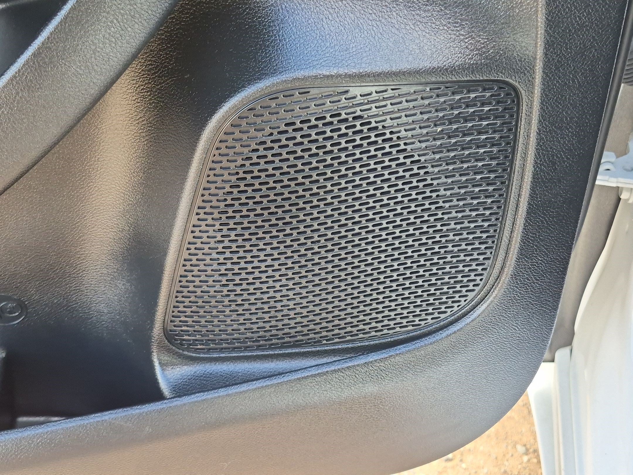 Used 2025 Chrysler Pacifica Limited FWD image 13