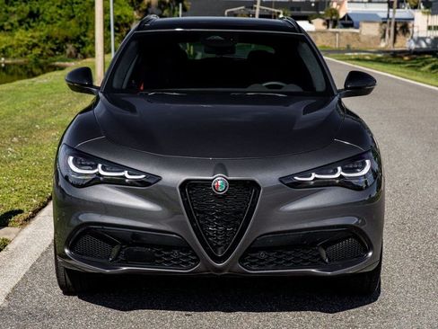 New 2025 Alfa Romeo Stelvio Sprint image 8