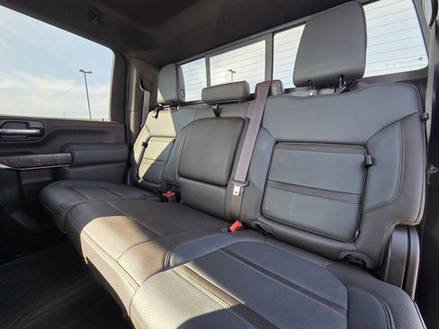 Used 2021 GMC Sierra 2500 Denali w/ Technology Package image 25