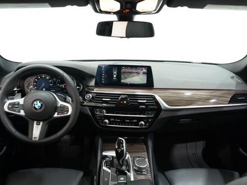 Used 2019 BMW 540i xDrive w/ Convenience Package AWD/4WD image 13