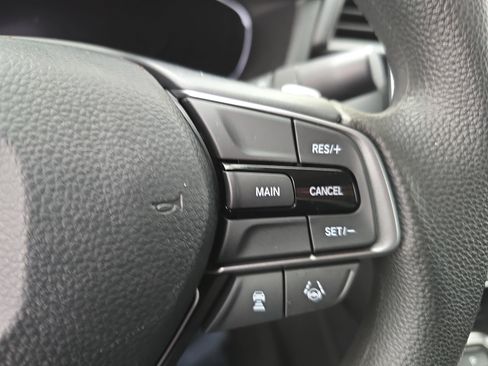 Used 2021 Honda Insight EX image 17