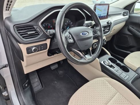 Used 2021 Ford Escape SE w/ SE Sport Appearance Package AWD/4WD image 10