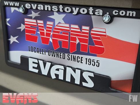 Used 2021 Toyota C-HR LE image 28