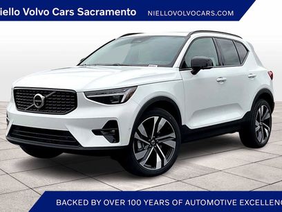 New 2026 Volvo XC40 B4 Plus w/ Climate Package