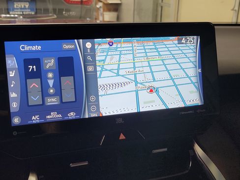 Used 2022 Toyota Venza Limited image 30