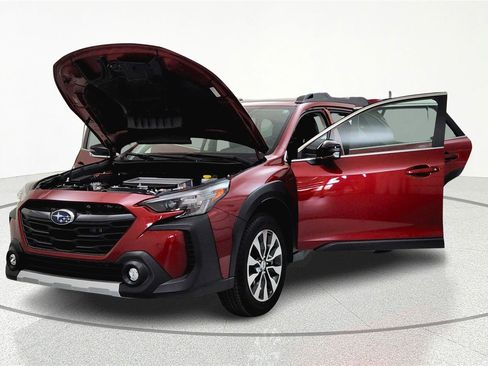 Used 2025 Subaru Outback Limited XT image 39