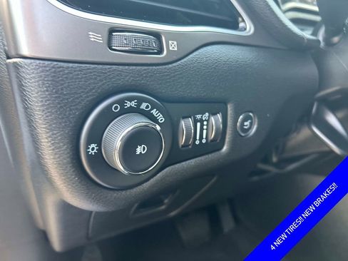 Certified 2021 Jeep Cherokee Limited w/ Elite Package image 21