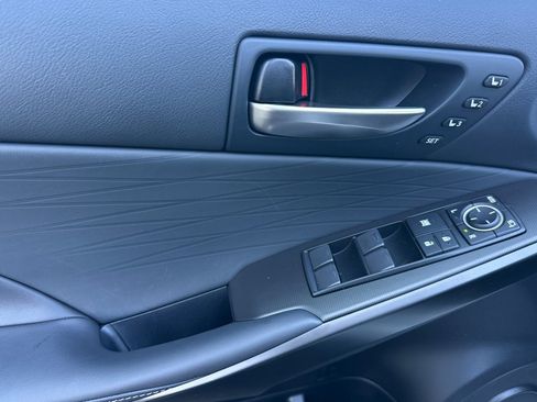Used 2025 Lexus IS 350 F Sport image 12