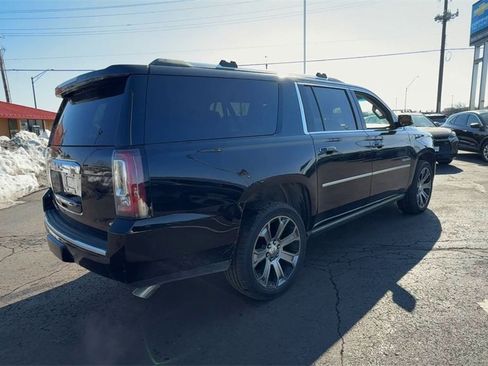Used 2019 GMC Yukon XL Denali image 8