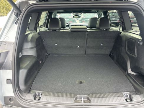 New 2026 Jeep Cherokee Overland image 4