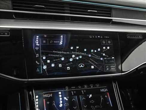 Used 2022 Audi A8 L 3.0T image 13