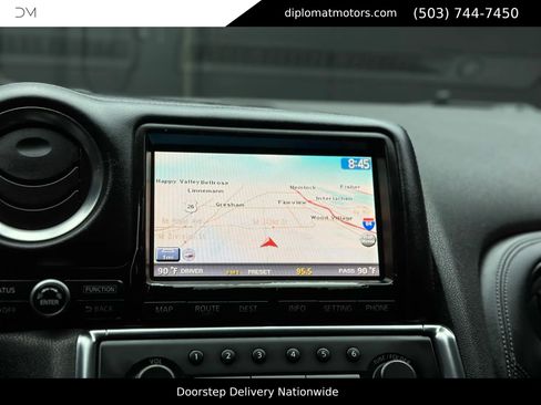 Used 2009 Nissan GT-R Premium image 31