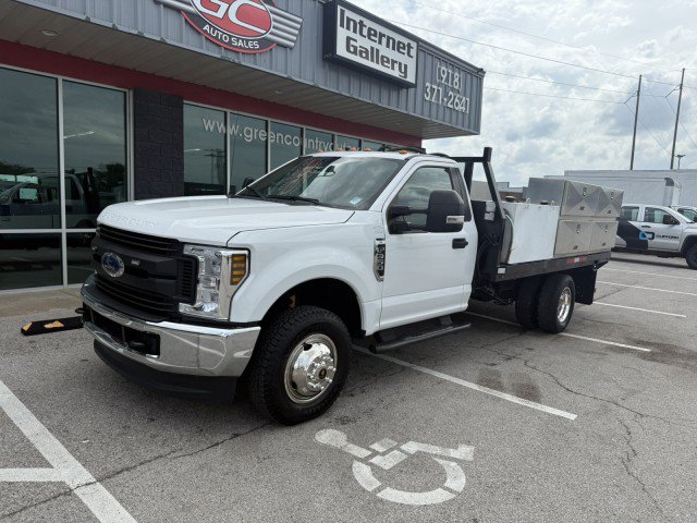 Used 2018 Ford F350 XL w/ Power Equipment Group AWD/4WD image 2