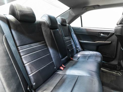 Used 2016 Toyota Camry XLE FWD image 32