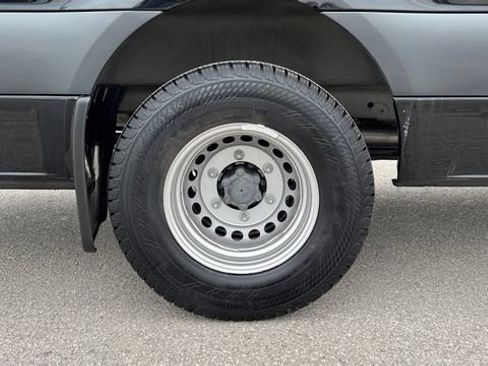 Used 2020 Mercedes-Benz Sprinter 3500 image 9