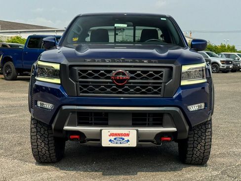 Used 2022 Nissan Frontier PRO-4X w/ Off-Road Protection Package AWD/4WD image 8