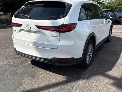Used 2024 MAZDA CX-90 Plug-In Hybrid w/ Preferred AWD/4WD image 4