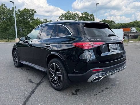 Used 2026 Mercedes-Benz GLC 300 4MATIC image 5