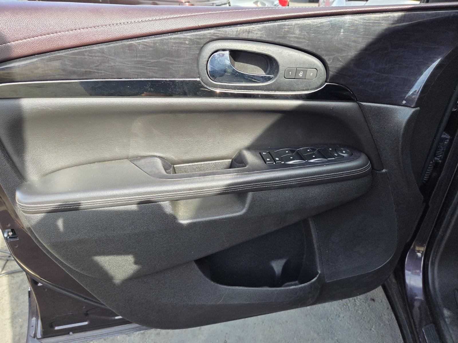 Used 2016 Buick Enclave Leather AWD/4WD image 6