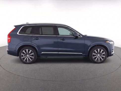 Used 2024 Volvo XC90 B5 Plus AWD/4WD image 8