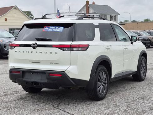 Used 2024 Nissan Pathfinder SV AWD/4WD image 3
